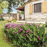 Дом отдыха One-bedroom In Cukrici
