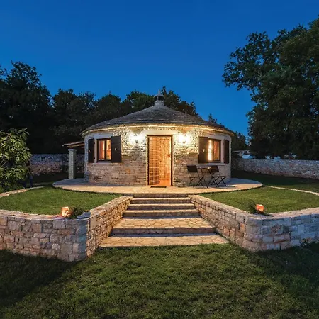 Holiday home In With Outdoor Swimming Pool